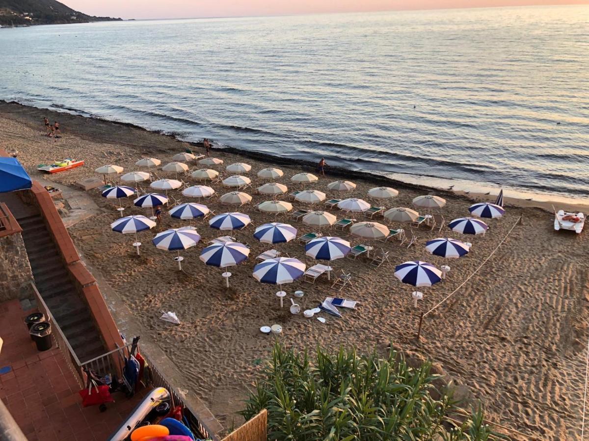 Residenza Fontanelle-Beach Resort Santa Maria di Castellabate Exteriör bild